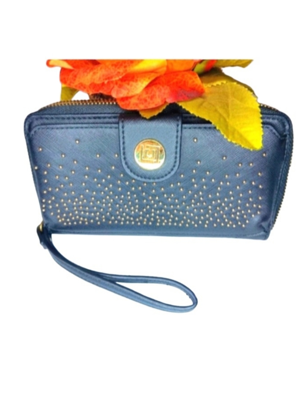 Liz Claiborne Black Long Wallet Wristlet | EUC | Zip Around | Beaded